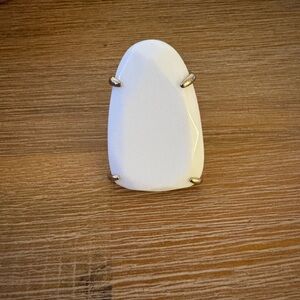 Kendra Scott White Tela Ring Size 7